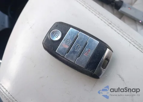 2014 Kia Optima Sxl Turbo z USA, uszkodzony, nr VIN 5XXGR4A63EG348833